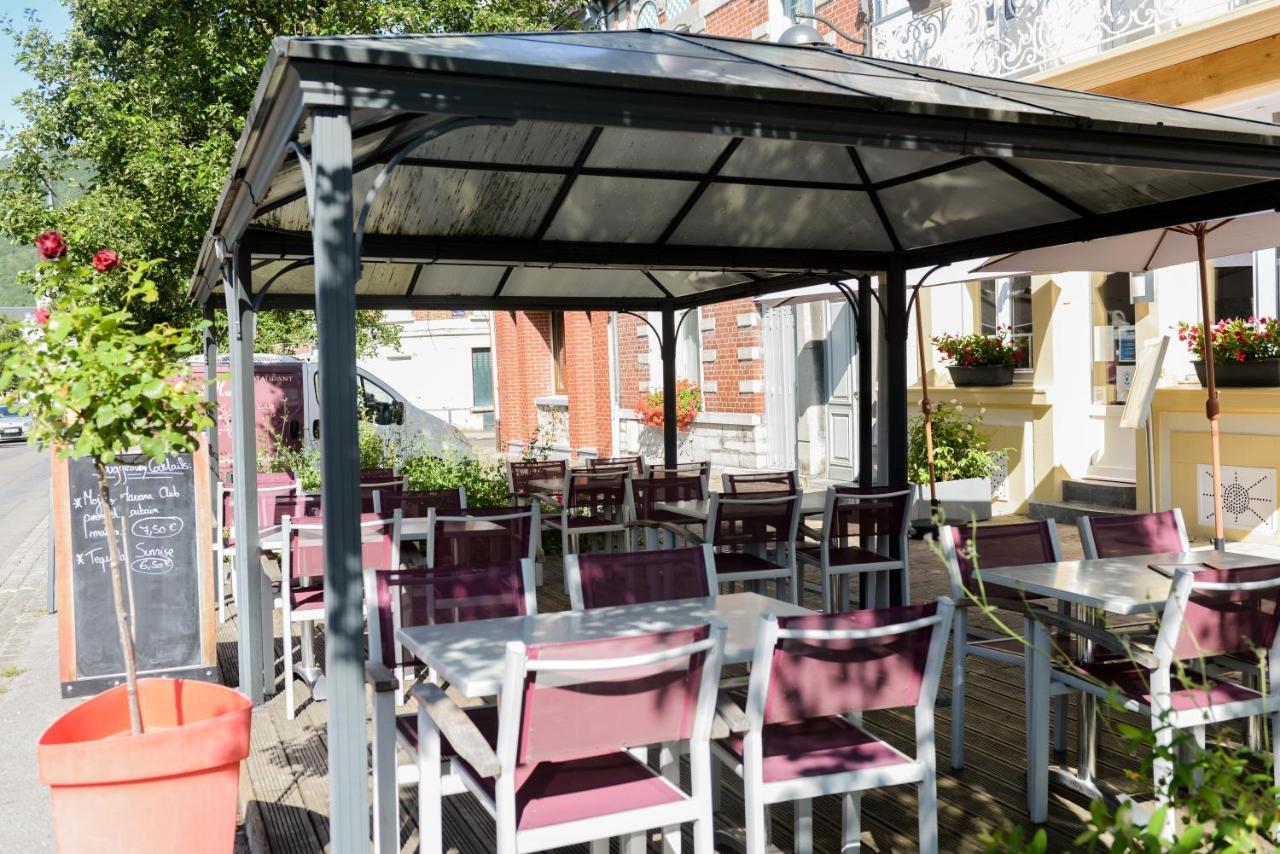 Logis Le Saint Hubert Hotel Haybes Bagian luar foto